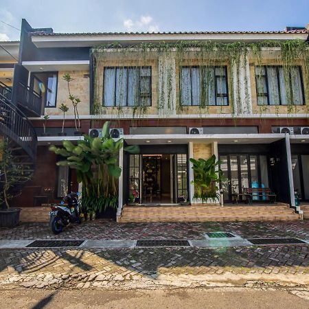 Casa Ts 16 Hotel Malang Kültér fotó