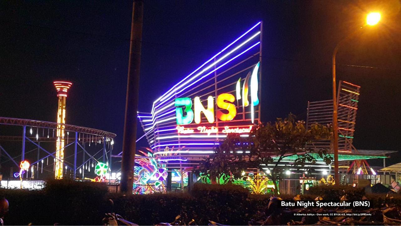 Casa Ts 16 Hotel Malang Kültér fotó