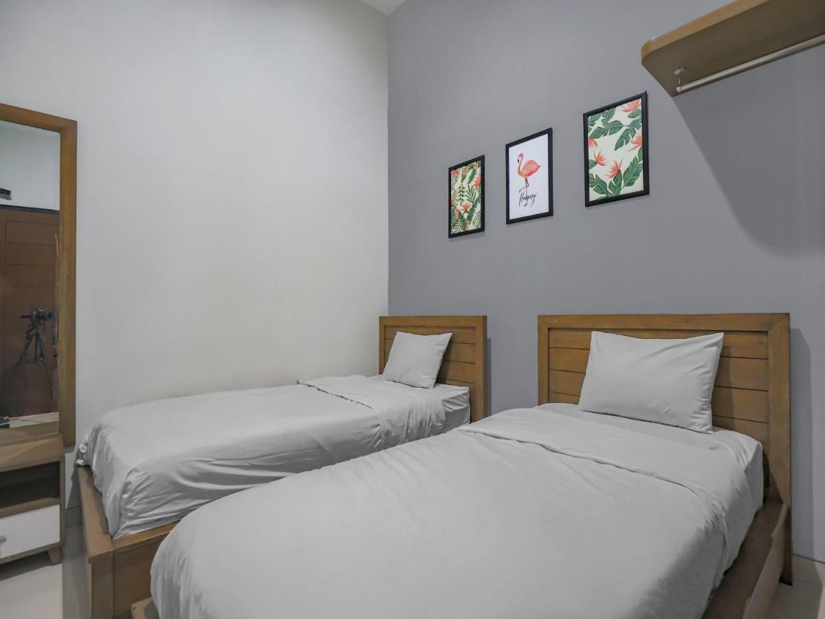 Casa Ts 16 Hotel Malang Kültér fotó