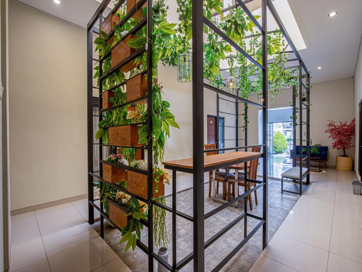 Casa Ts 16 Hotel Malang Kültér fotó