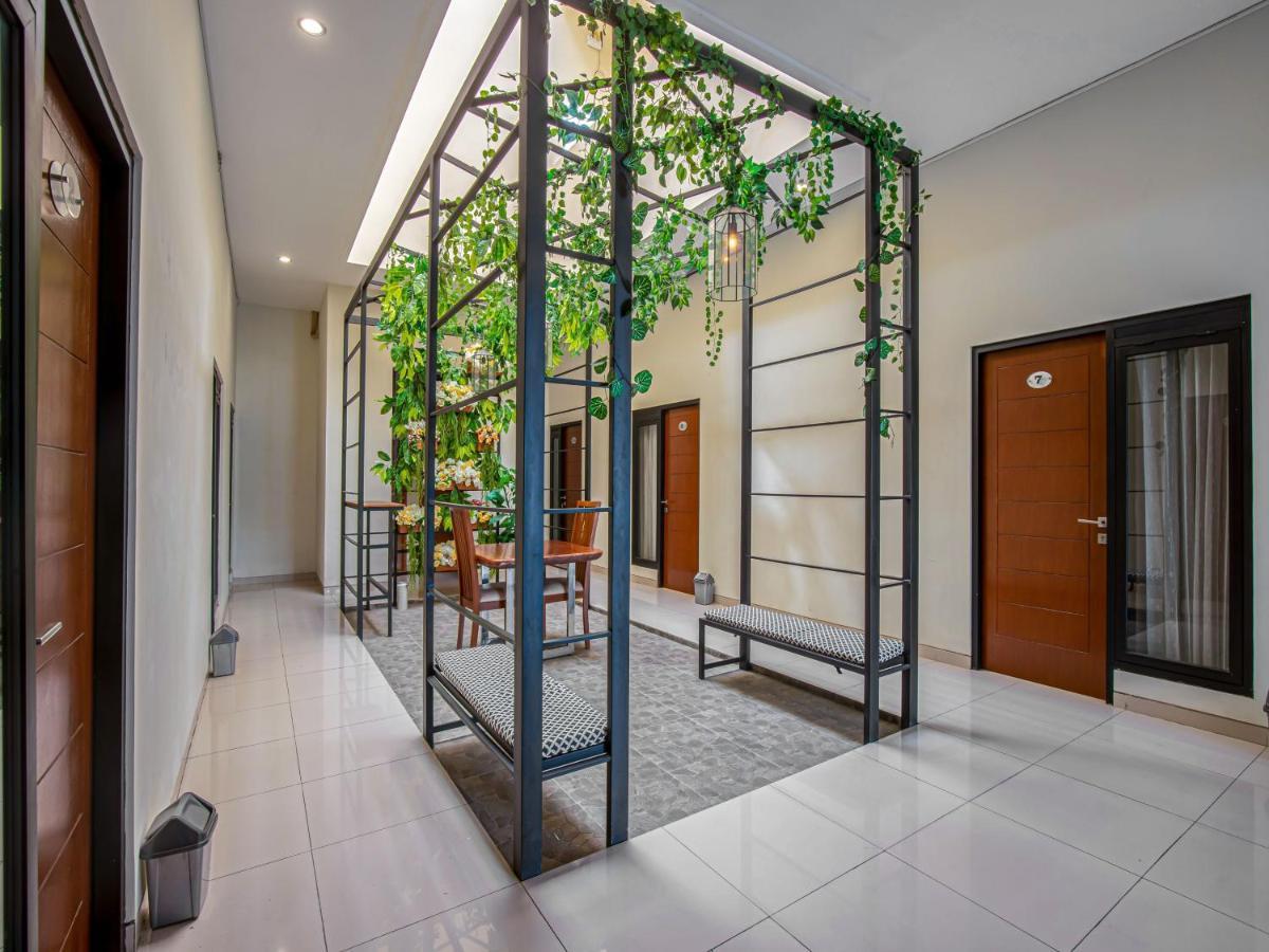 Casa Ts 16 Hotel Malang Kültér fotó