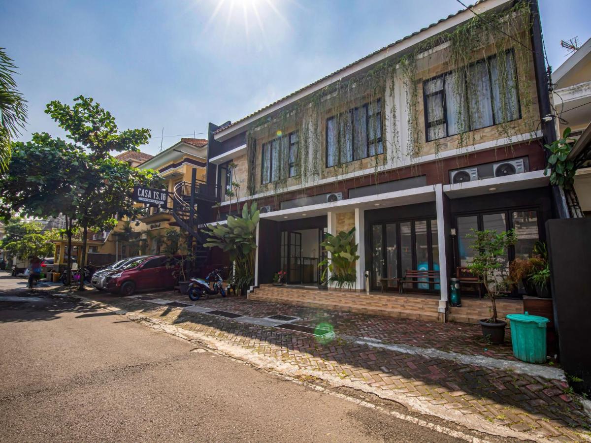 Casa Ts 16 Hotel Malang Kültér fotó